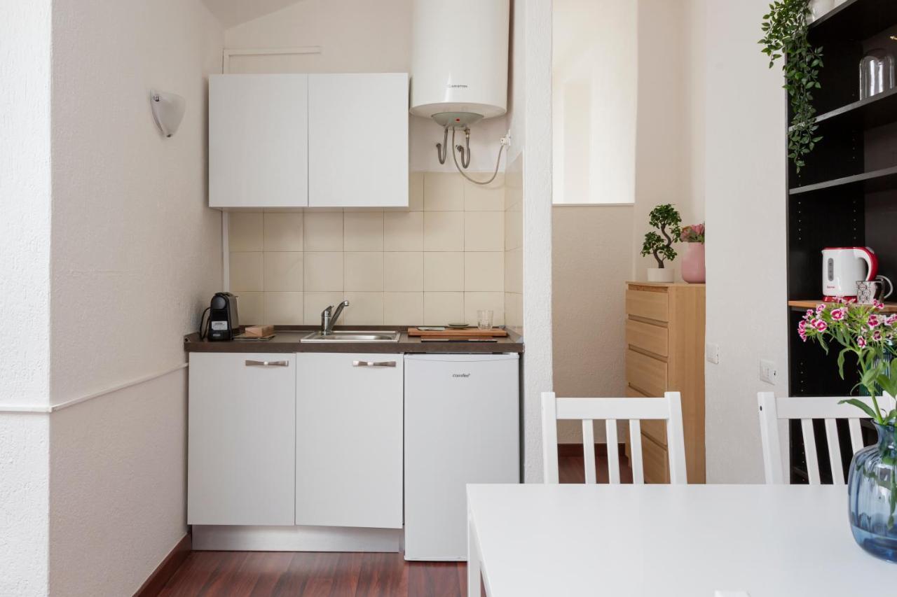 מילאנו 1 Bedroom Apt - Duomo 4 מראה חיצוני תמונה
